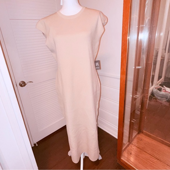 Express Ribbed Maxi Dress NWT - Picture 4 of 6